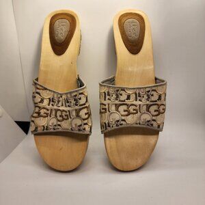 UGG - finally CUTE Clogg